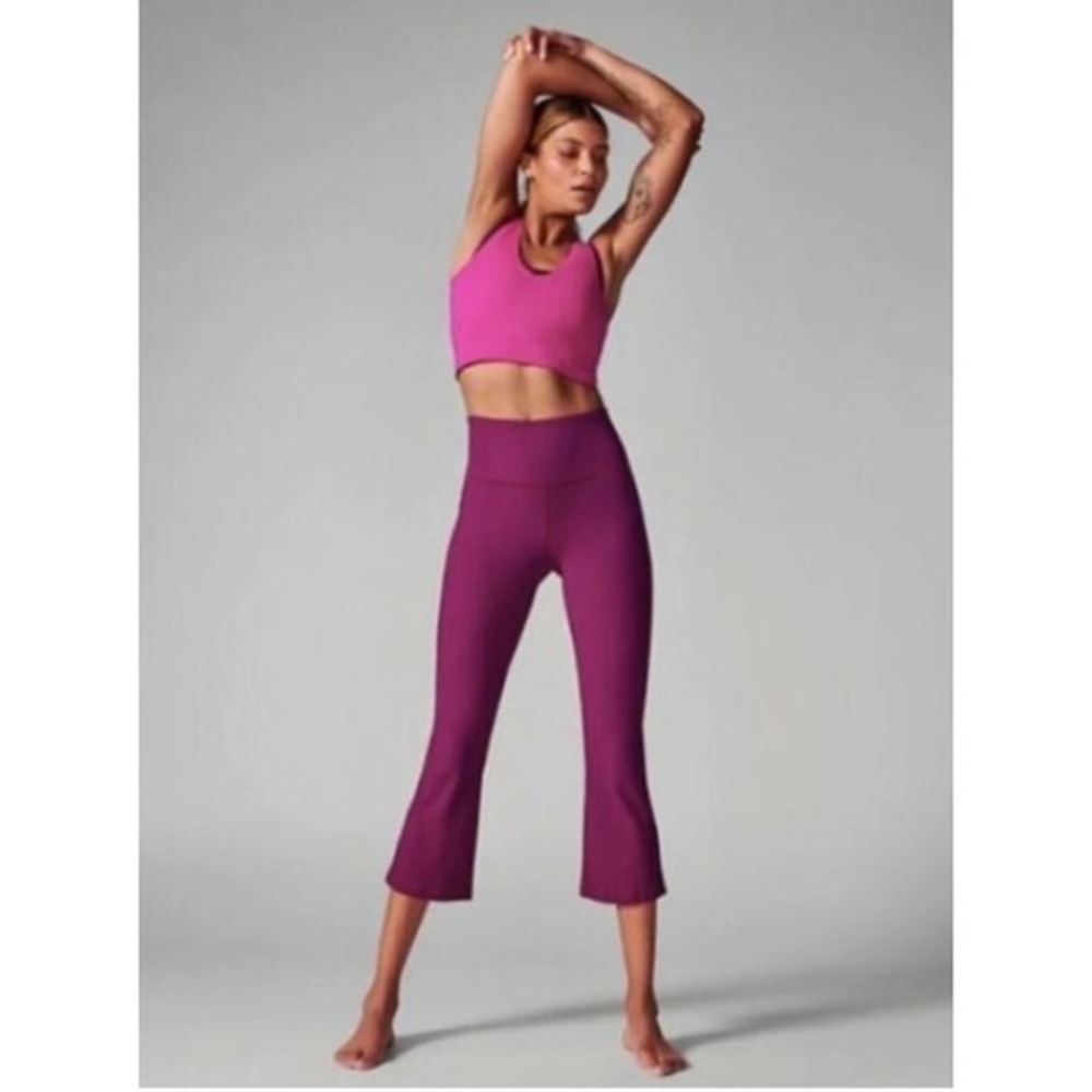 Athleta Elation Crop Flare‎ Women Medium Magenta Ribbed High Rise Leggings